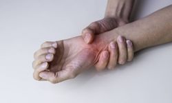 El Bileği Kırığı Nedir? Belirtileri ve İyileşme Sürecinde Dikkat Edilmesi Gerekenler