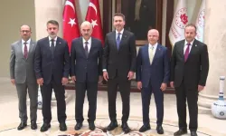 Bakan Bayraktar Bursa’da: Valilik ve Büyükşehir Belediyesine ziyaret