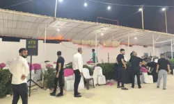 Düğün salonunun çatısı alev aldı, davetliler halaya devam etti