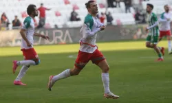 İnegöl Kafkasspor’un golcüsü Fatih Taşdelen Karşıyaka yolunda