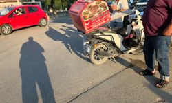 İnegöl’de Otomobil ile Kurye Motosikleti Çarpıştı
