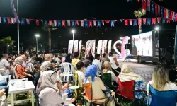 Kültürpark’ta Yeşilçam gecesi: Süt Kardeşler açık havada izlendi