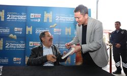 Ahmet Ümit Bursa'da okurlarıyla buluştu