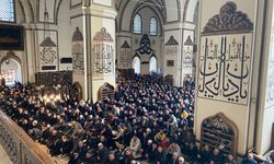 Bursa Akşam Ezanı Kaçta Okunacak? Bursa Namaz Vakitleri, Bursa Ezan Saatleri | 06 Eylül 2026 Pazar