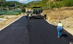 Bursa’da Çağrışan bağlantı yoluna 1.100 metrelik asfalt çalışması