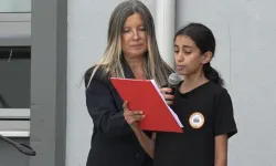 Bursa’da ilk ders zili çaldı: Filistinli öğrenci Esil Keşta’nın sözleri duygulandırdı