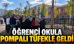 Van’da öğrenci okula pompalı tüfekle geldi