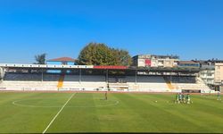 Çürük Raporu Nedeniyle Yıkılacak Maraton Tribünü Boş Kaldı