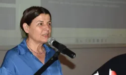 Foça Belediye Başkanı Saniye Bora Fıçı AK Parti’ye katılma gerekçesini açıkladı