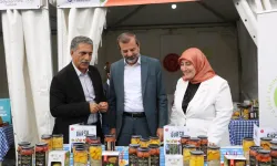 Gürsu’nun meyve ve turşuları Bursa Gastronomi Festivali’nde tanıtıldı