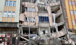 İnegöl'ü sallayan deprem korkuttu, çevre ilçelerde yıkıma neden oldu