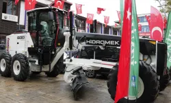 İznik Belediyesi araç filosuna yeni greyder ekledi