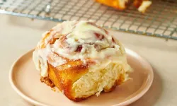 Kafedekileri Aratmıyor! Evde Yumuşacık Tarçınlı Rulo Cinnamon Roll Tarifi