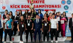 Mustafakemalpaşalı Gizem Yıldız, Dünya Kick Boks Şampiyonası’nda millî takım antrenörü olacak