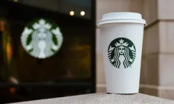 Starbucks 250 mağazasını kapatma kararı aldı