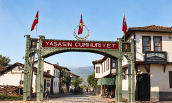 İnegöl’de 100 Yıl Öncesine Ait “Yaşasın Cumhuriyet” takının sırrı | Uludağ Karabel Firması