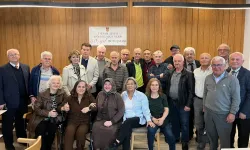 50 yıl sonra buluştular: Torunlarına gösterecek okulları bile kalmadı