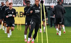 Beşiktaş, Başakşehire hazırlanıyor maç hazırlıkları son sürat devam ediyor.