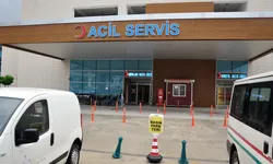 Bursa-Ankara kara yolunda otomobil bariyerlere çarptı: 1 yaralı