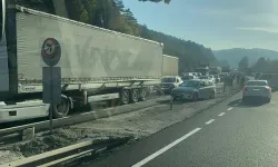 Bursa-Ankara yolunda dev tırlar trafiği durdurdu! Kilometrelerce ters yönden ilerlediler