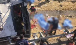 Bursa'dan yola çıkan tur otobüsü tırla çarpıştı! 11 ölü, 27 yaralı