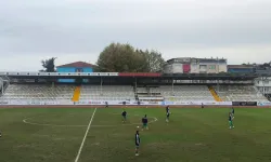 İnegöl İlçe Stadı'nda yıkım kararı alınmıştı! 1 ayı aşkın süredir bekleniyor