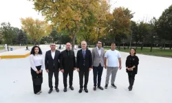 İnegöl’de 1800 metrekarelik yeni kaykay parkı! Gençler kullanmaya başladı
