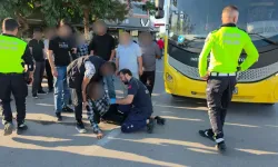 İnegöl’de özel halk otobüsü yayaya çarptı: 1 kişi yaralandı
