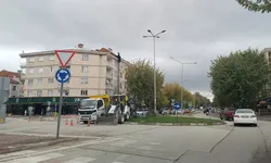 İnegöl'de sürücüler dikkat! O kavşağa yeni kamera sistemi kuruluyor