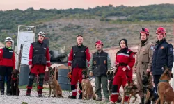 İnegöl'deki enkaz alanı K9 köpeklerinin eğitim üssü oldu! Rusya'dan bile geliyorlar
