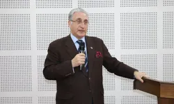 Prof. Dr. İsmail Hakkı Aydın Kimdir, Nereli, Kaç Yaşında? İşte Hayatı ve Kitapları
