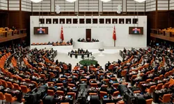 Meclis'te 2027 bütçesi görüşmeleri başladı! Fon soruşturması üzerinden istifa tartışması