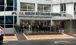 Mersin’de 3 belediyeye operasyon: Vahap Seçer dahil 59 şüpheli gözaltında