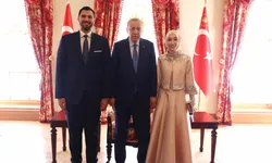 Rümeysa Kadak Nişanlandı! Orhan Murat Kumaş Kimdir, Kaç Yaşında ve Ne İş Yapıyor?