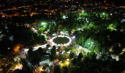 İnegöl’de Kültür, Kardeşlik ve Sanat Bir Arada! Festivalin Dördüncü Gününden Renkli Kareler
