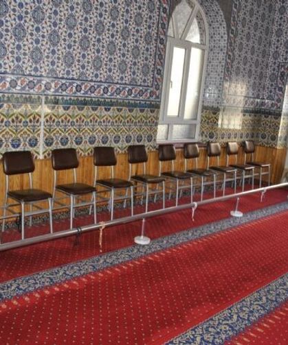 Sandalyede Oturarak Namaz Kılınır mı?