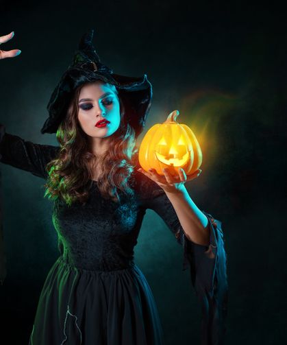 Rüyada Cadı kadın görmek ne anlama gelir?