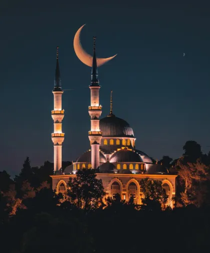 Mübârek Gün ve Gecelerin Listesi | İslam'da Kandiller ve Mübarek Geceler!