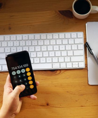 Günün Zeka Sorusu | Hesap Makinesinden Sorumuz Var, Sonuca Çok Şaşıracaksınız