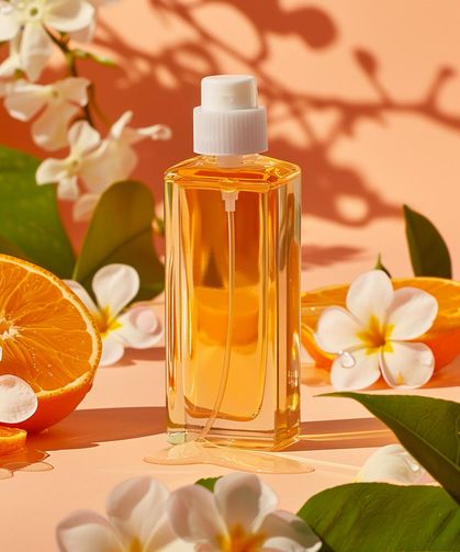 Kolonyayı Kim Buldu? Kolonya Abdeste Engel mi? Kolonyanın Yapımı, Faydaları ve Diyanet'in Kolonya Açıklaması