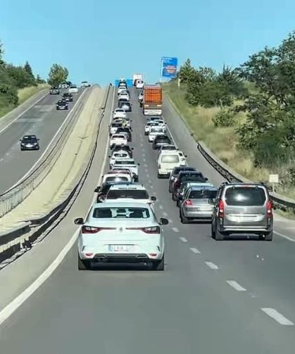 Bursa yolunda uzun kuyruklar oluştu!