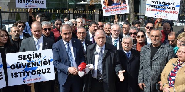 Ümit Özdağ'ın 'mavi boya' ısrarı!