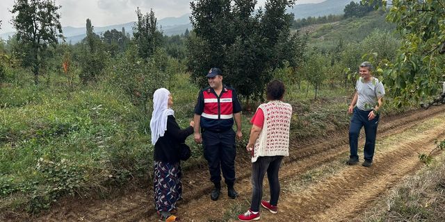 Alzheimer Hastası Kayıp Yaşlı Kadın Jandarma Tarafından Bulundu