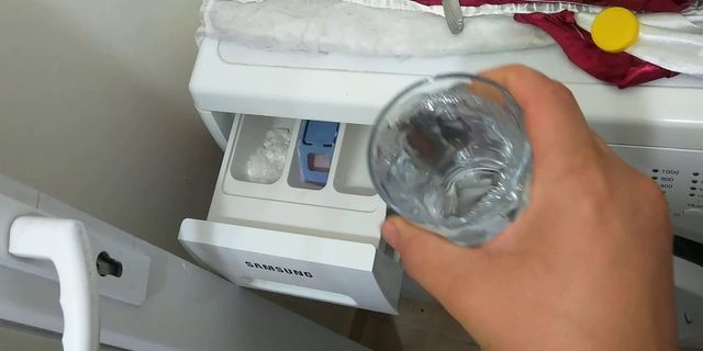 Çamaşır Makinenizin Uzun Ömürlü Olması İçin 1 Çay Bardağı Kireç Yetiyor!