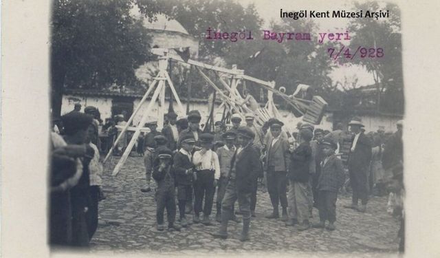 Bir Asır Önce İnegöl'de Bayram Günü | Maziden Bir Kare