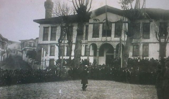 İnegöl Kalesi | Maziden Bir Kare