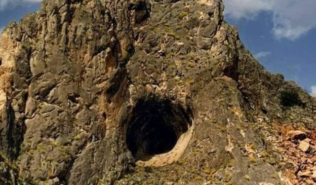 İnegöl'de Gizemli Bir Mağara | Maziden Bir Kare