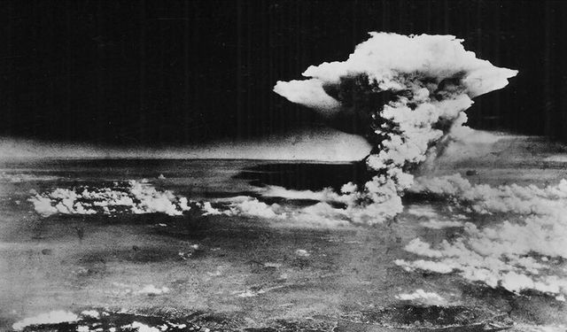 Seni Neden Sevmiyoruz? İşte En Önemli Sebebi; Atom Bombası