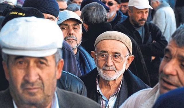 SGK'dan erken emeklilik hamlesi: Anında emekli olmanın listesi açıklandı