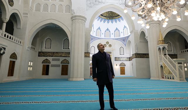 Arnavutluk’ta Namazgah Camii'ni ziyarette bulundu